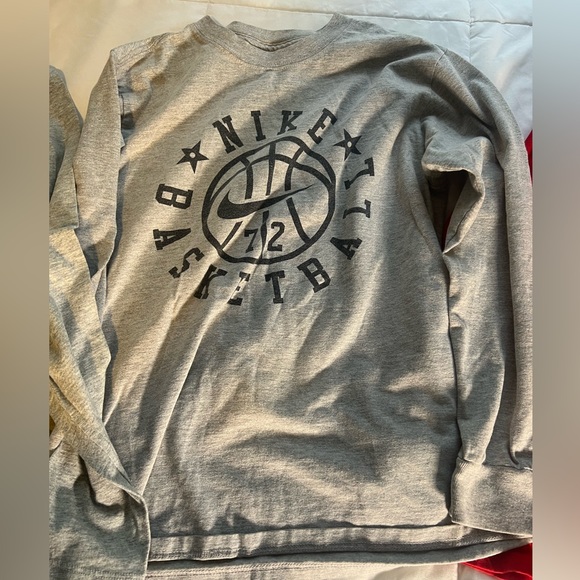 Gap and Nike Boys Basketball Football sports Cotton Long Sleeve Tee’s 3 in set - Picture 3 of 7